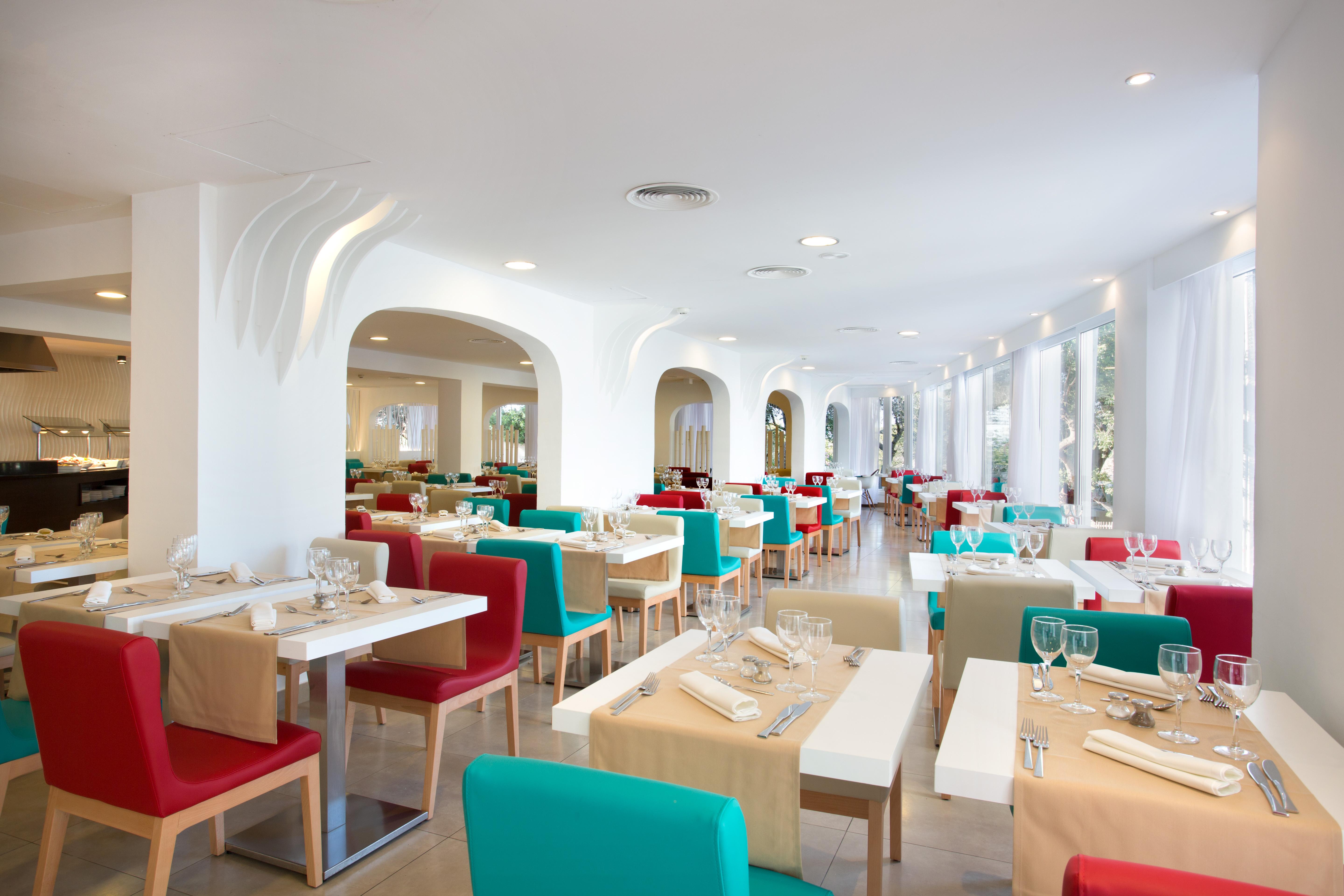Grupotel Ibiza Beach Resort - Adults Only Портинакс Екстериор снимка