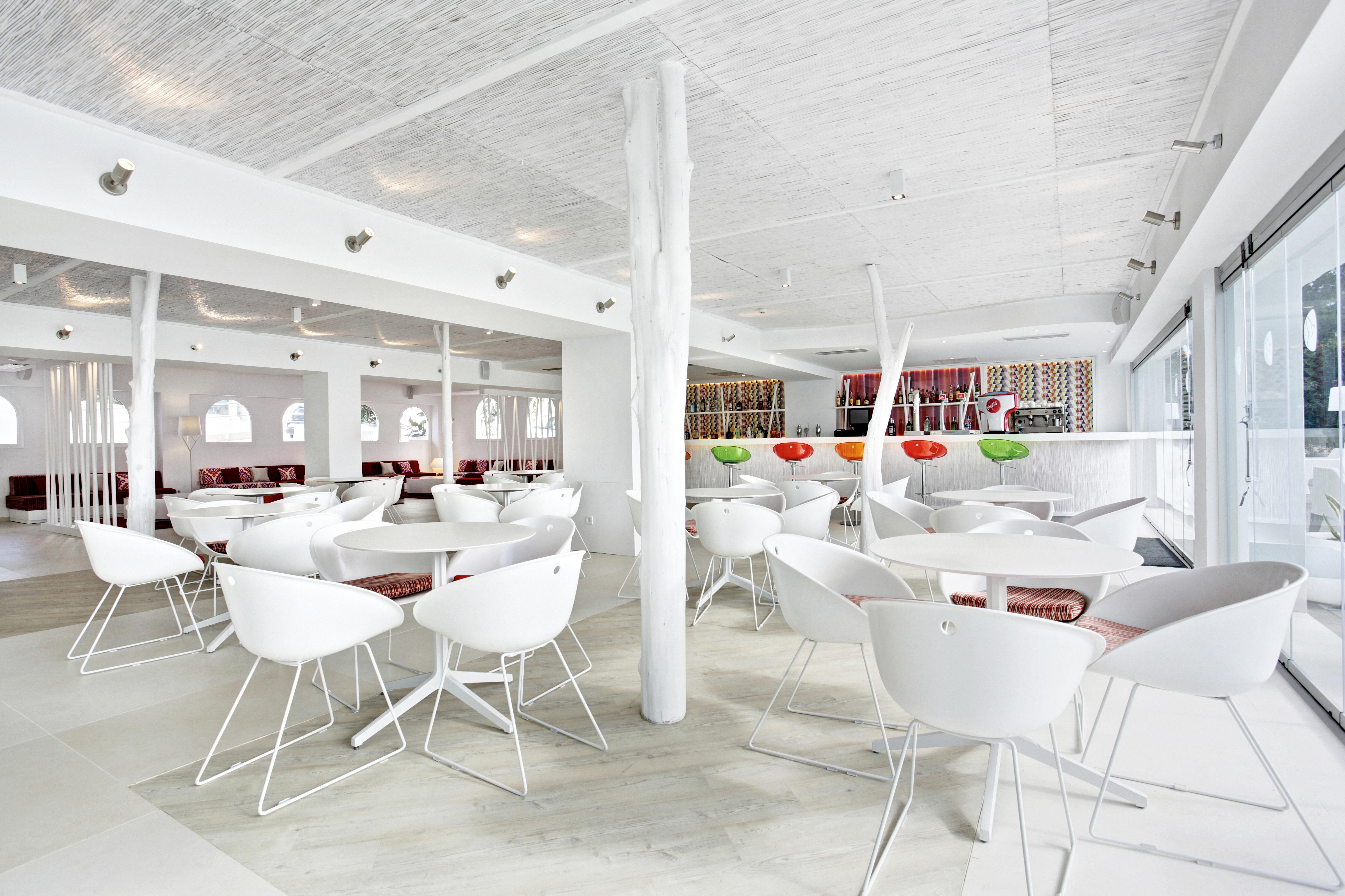 Grupotel Ibiza Beach Resort - Adults Only Портинакс Екстериор снимка