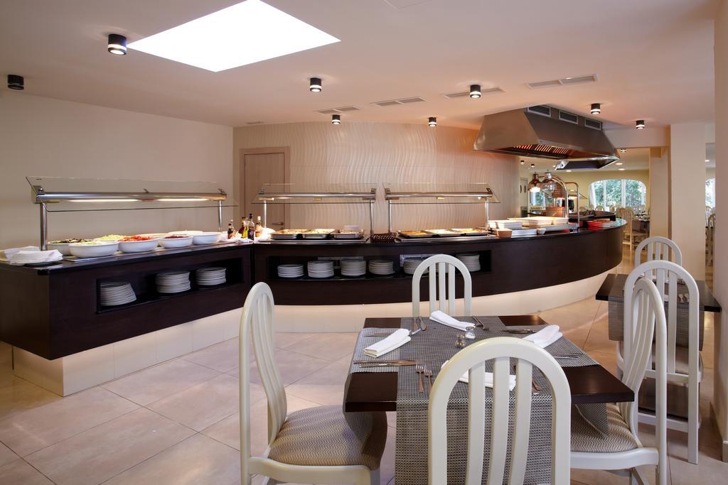Grupotel Ibiza Beach Resort - Adults Only Портинакс Екстериор снимка